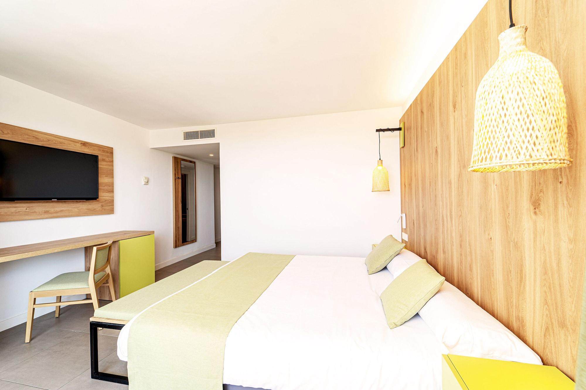 Ibersol Siurell Hotel Sa Coma  Bagian luar foto